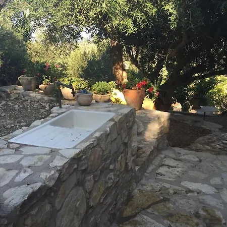 La Pedrera Rosa/the Pink Pedrera